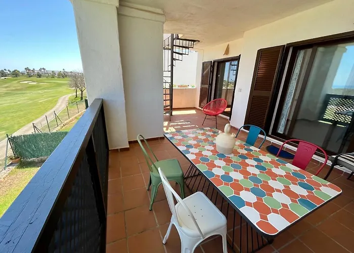 Quiet & Spacious Apt @ Golf Course W/ Roof Terrace